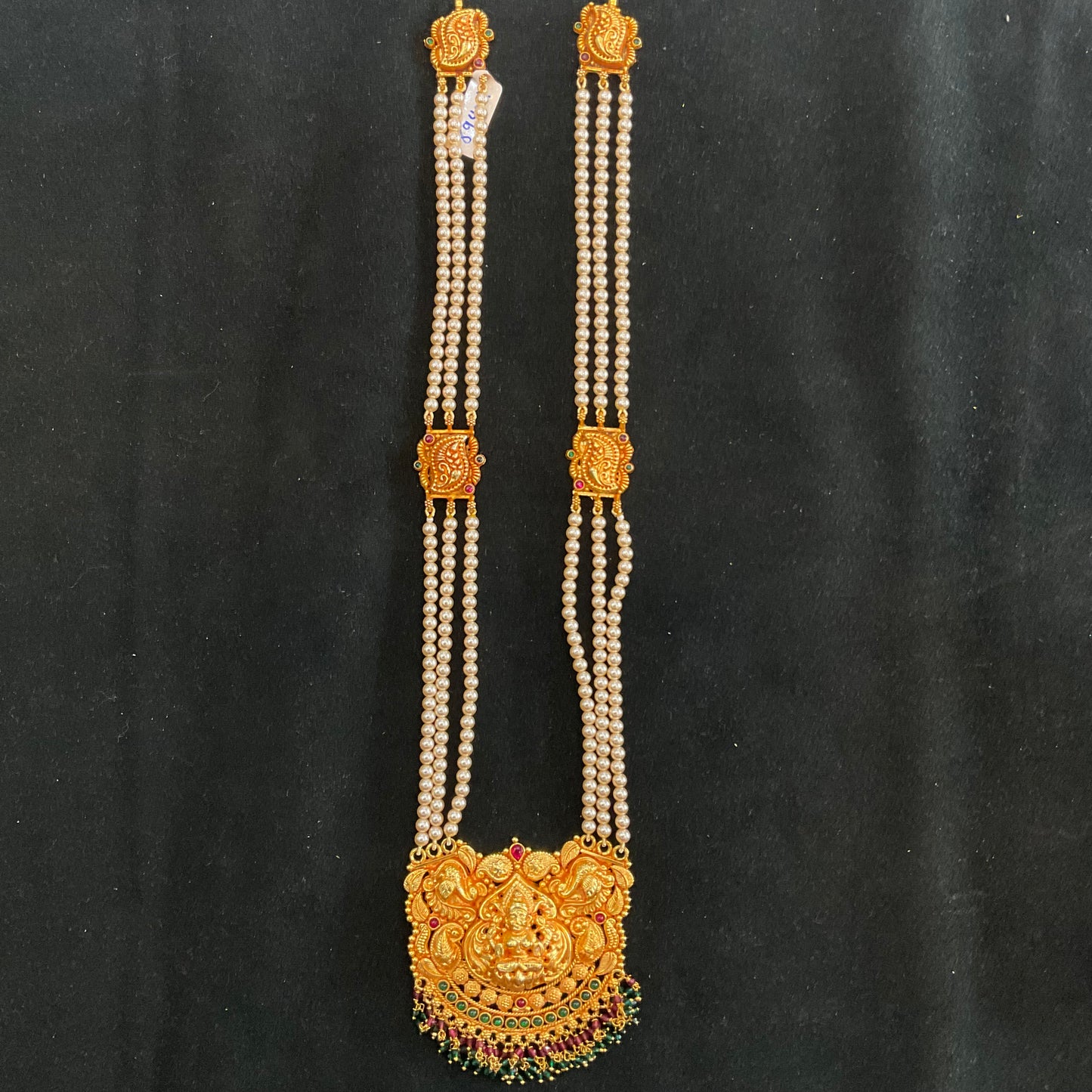 Golden polish Laxmi