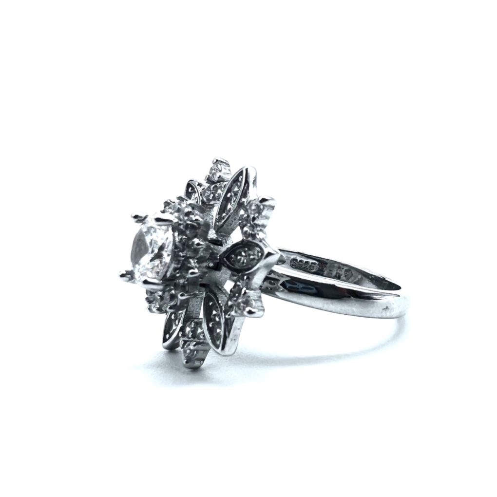Silver fashion Ring