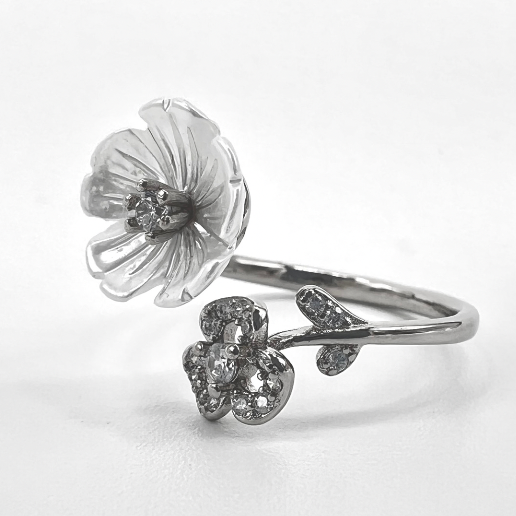 White Silver Pearl Ring